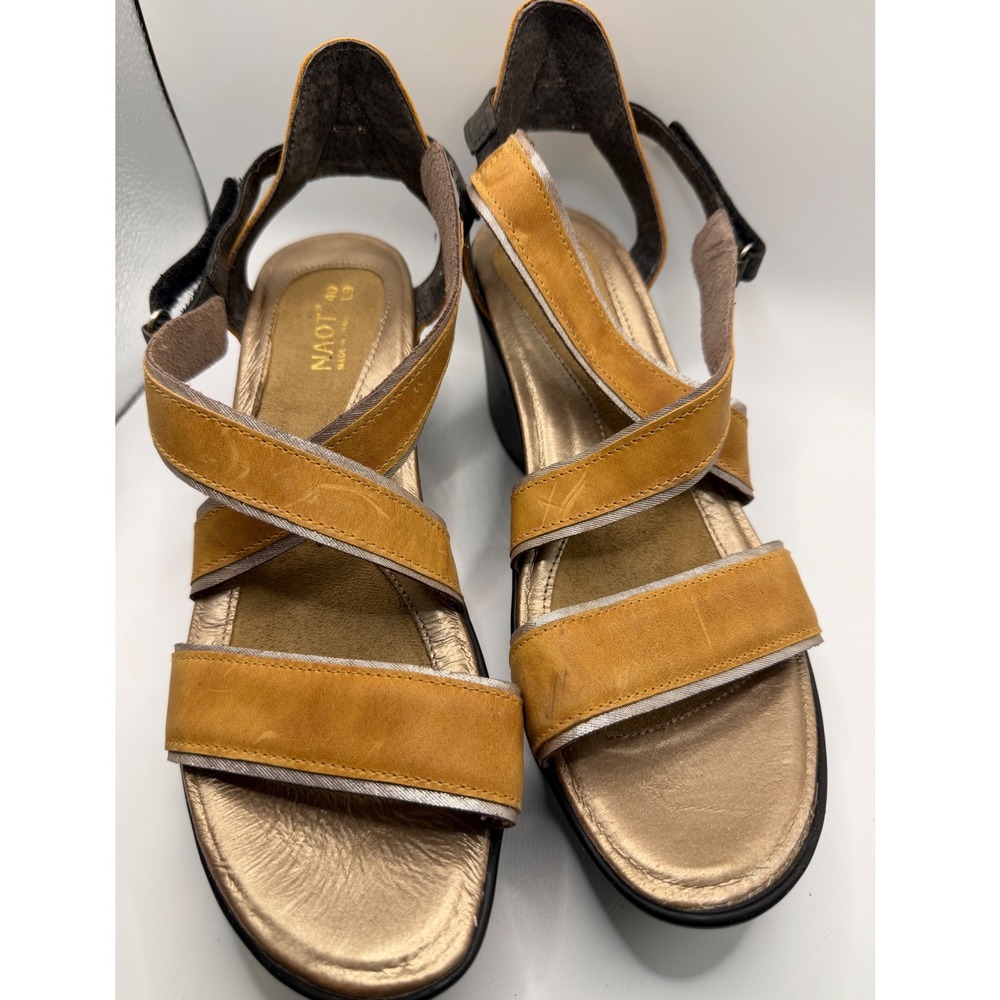 Naot Wedge Sandals Womens 40 9 Yellow Fair Leather Platform Strappy Straps
